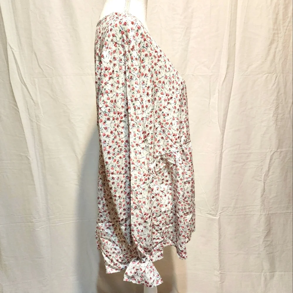 SHEIN Women's Floral Peplum Blouse NWT - Picture 7 of 12